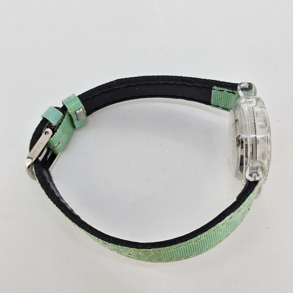 Episode Women's Analog Watch 26MM White Dial Green Leather Bands NEW Battery